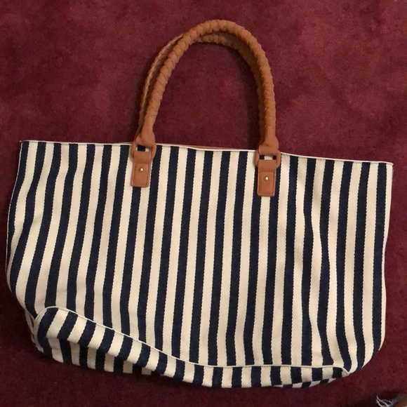 Merona Handbags - Medina tote bag